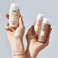 Isdin Fotoprotector Fusion Water Magic Color Medium SPF50 Fluid 50ml