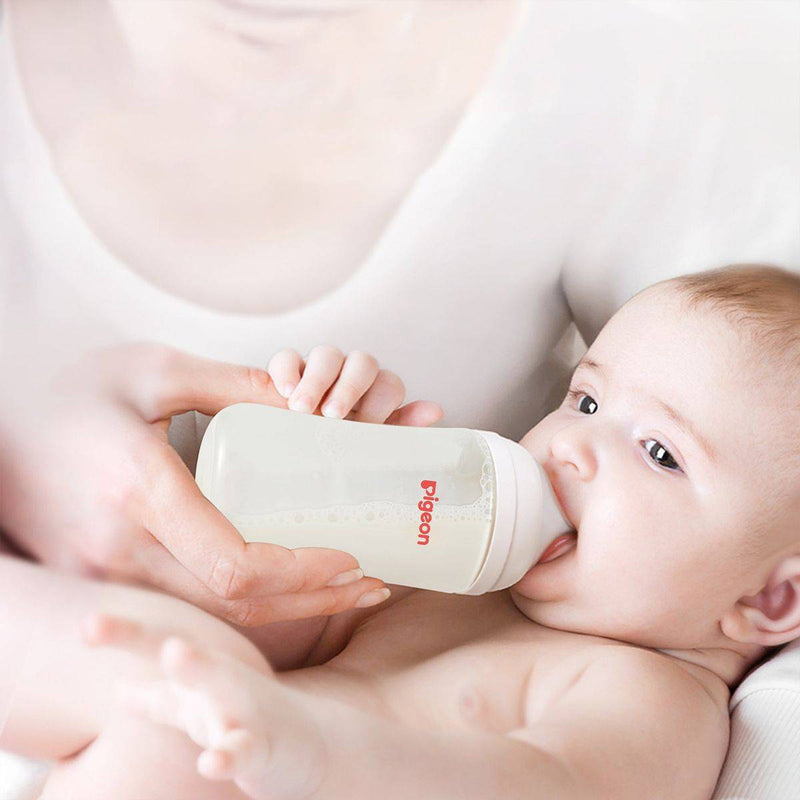 Pigeon Glass Feeding Bottle White Cap 240ml