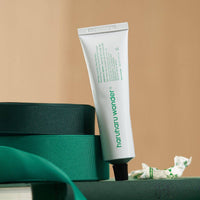 Haruharu Wonder Black Bamboo Nourishing Calming Hand & Nail Cream 50ml