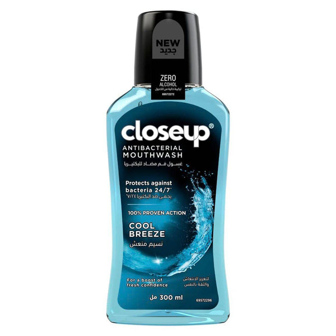 Close Up Mouthwash Cool Breeze 300ml