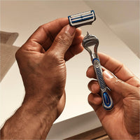 Gillette Razor Skinguard Sensitive + 2 Refills